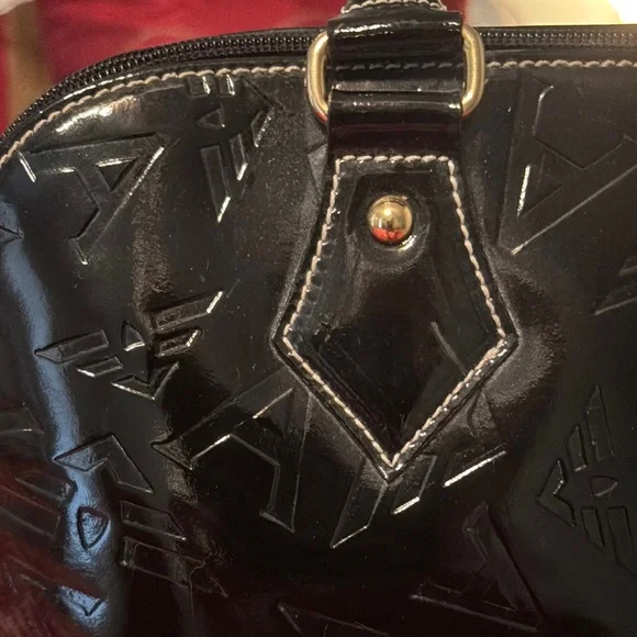 Arcadia Black Patent Leather Satchel Timeless Design - Picture 2 of 5